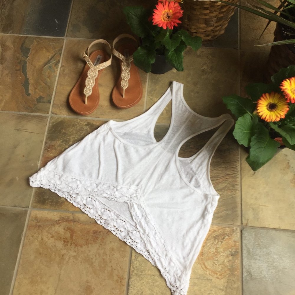 Hollister Flowy BoHo Tank W/Lace Trim (like NEW) - Picture 16 of 16